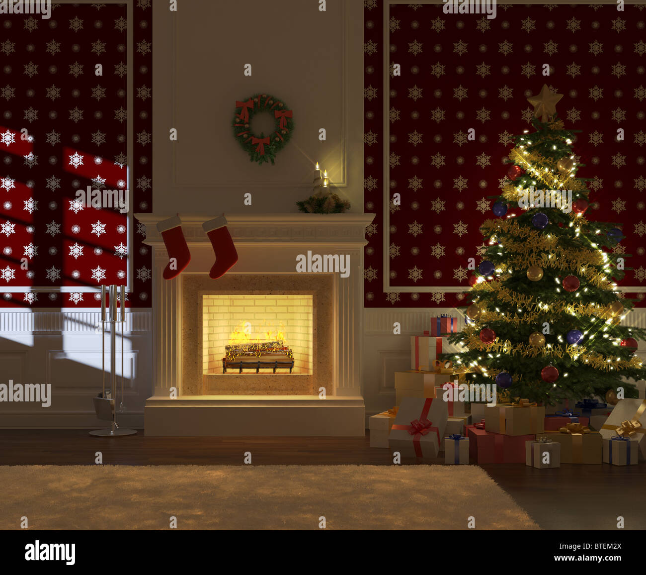 gemütlich dekoriert Weihnachten Kamin in der Nacht mit Baum und präsentiert Frontalansicht Stockfoto