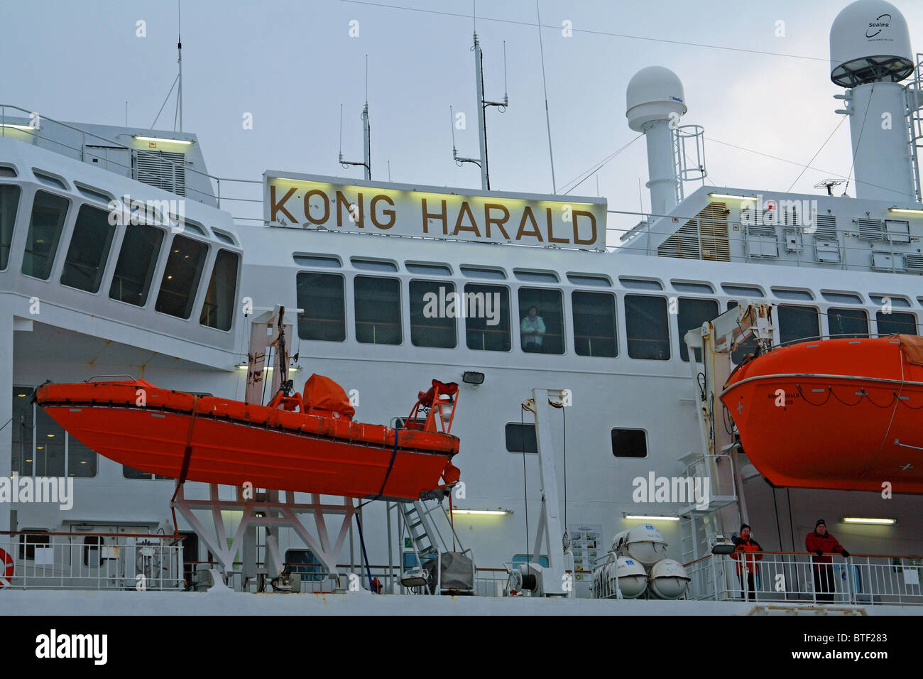 Die Hurtigruten Schiff Kong Harald (König Harald), Norwegen. Stockfoto