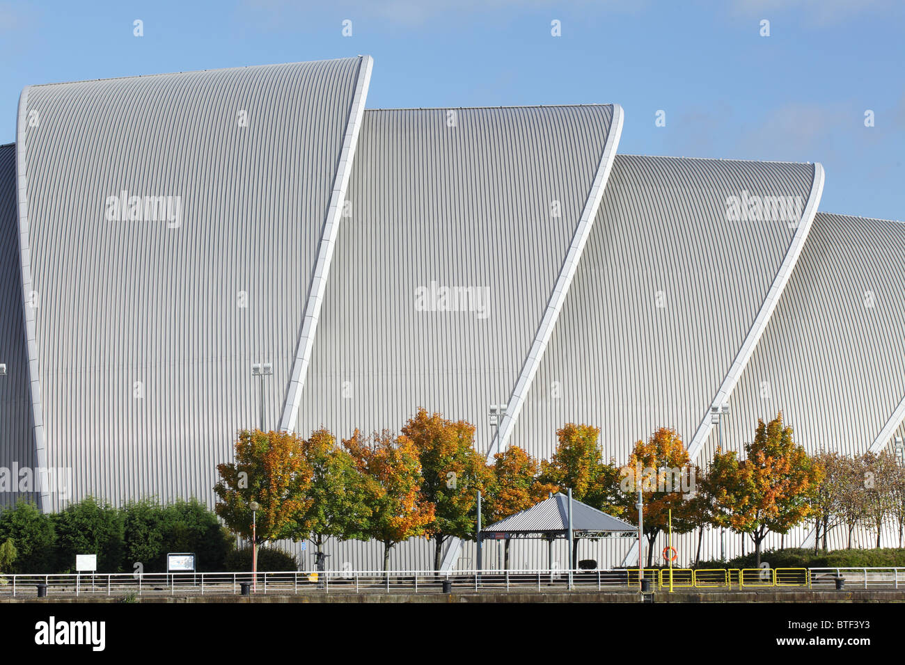 SEC Armadillo / Clyde Auditorium im Herbst, Glasgow, Schottland, Großbritannien Stockfoto