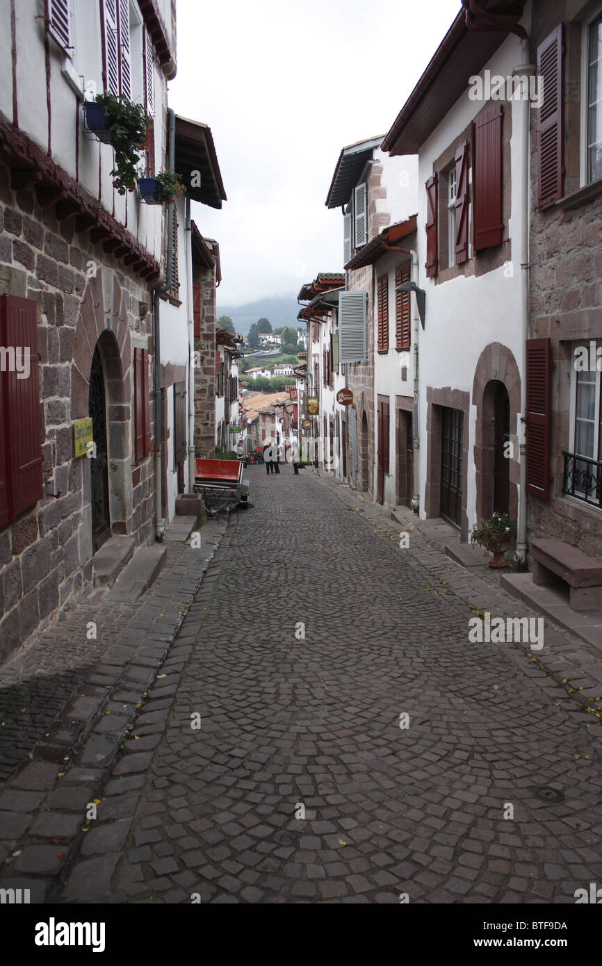 Stadt Straßenansicht von Saint Jean Pied de Port, Baskenland, Frankreich Stockfoto