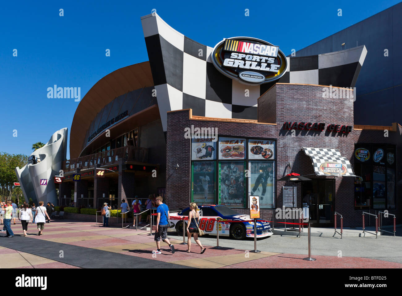 NASCAR-Sportgrills in Universal City Walk Universal Studios Orlando, Zentral-Florida, USA Stockfoto