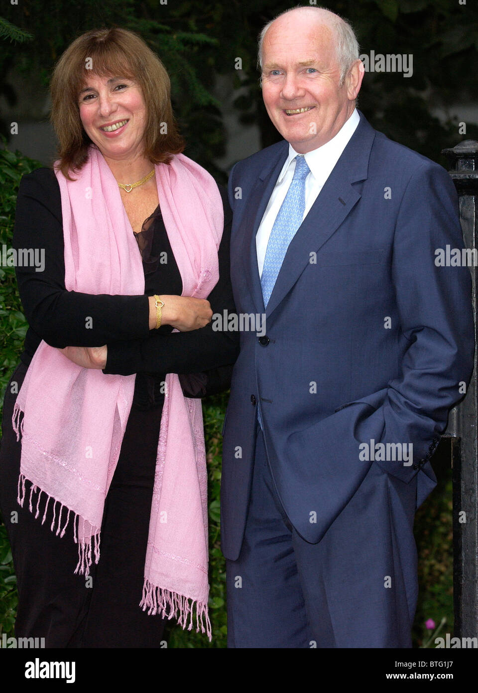Regierung Staatssekretär für Gesundheit John Reid MP, auf einer Gesellschaft Party in Carlyle Square, Chelsea Stockfoto