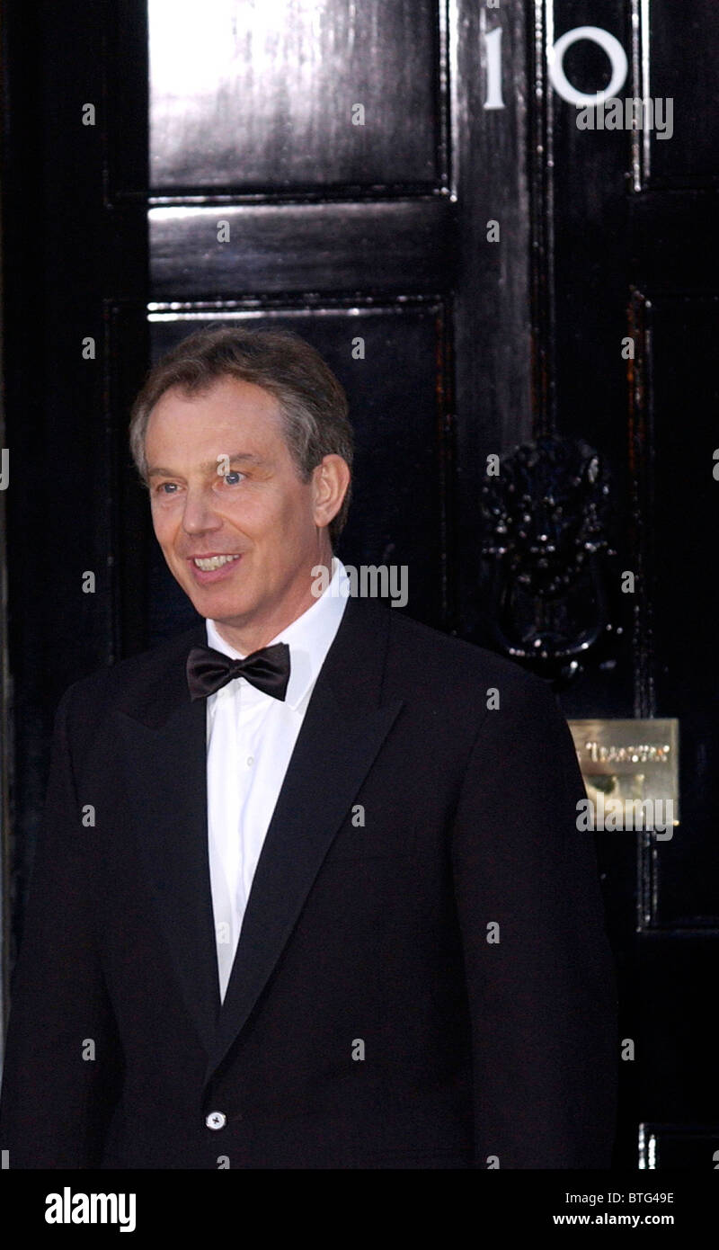 Premierminister Tony Blair außerhalb 10 Downing Street Stockfoto