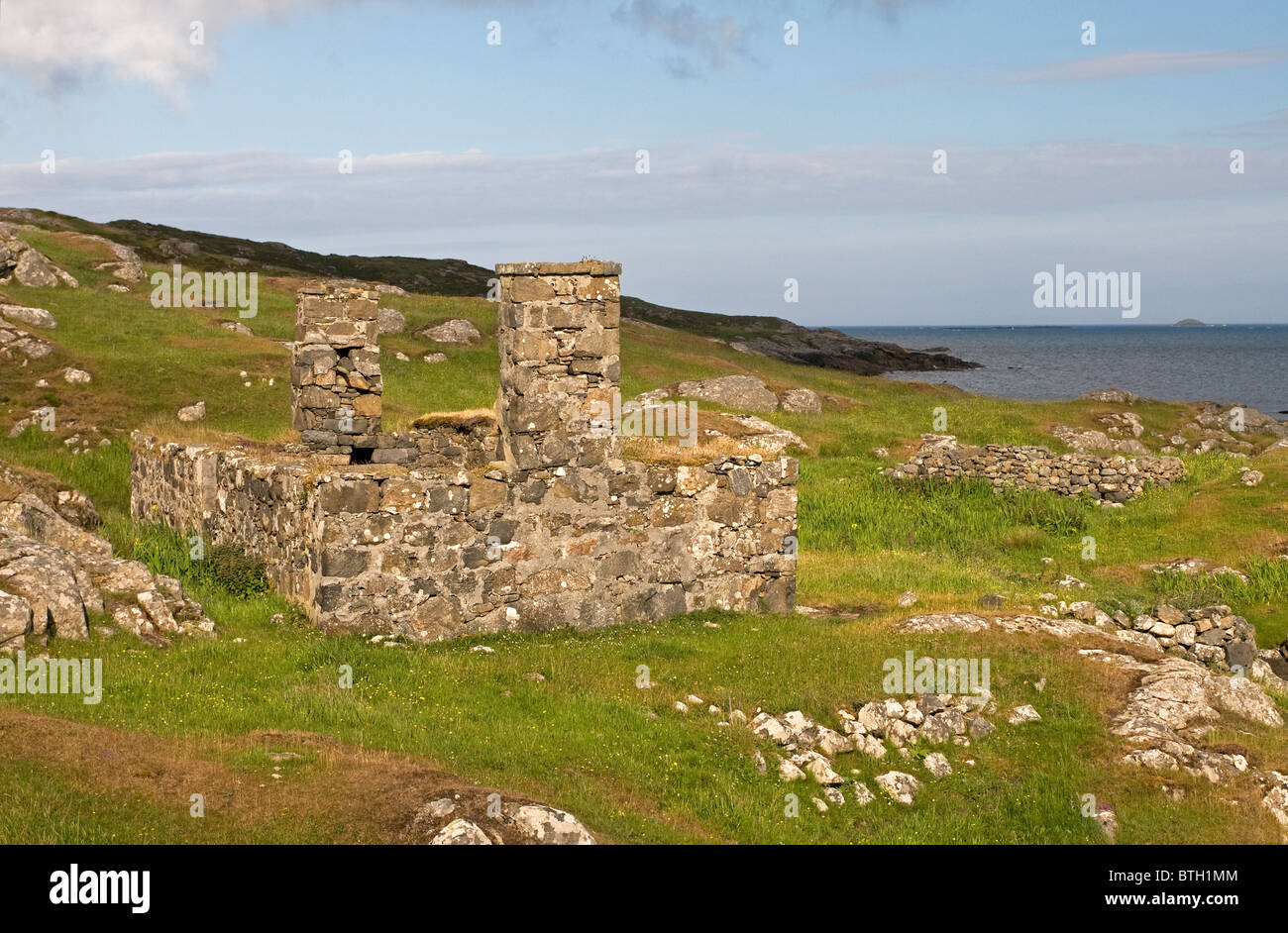 Beweise für ein Byegone Alter eine Derlict und verlassenen Insel Barra Croft House. Hebriden, Schottland.  SCO 6590 Stockfoto