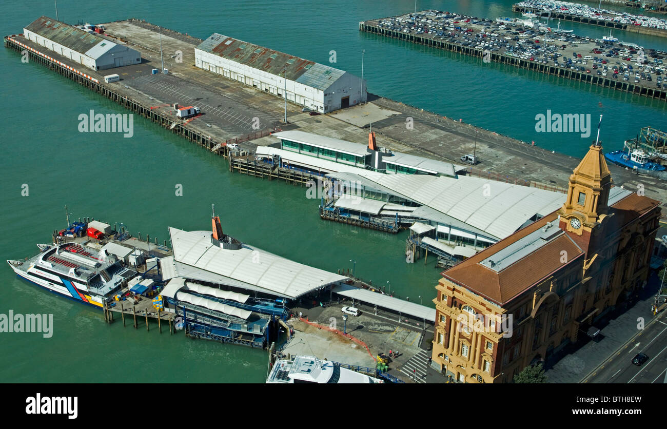Blick von Queens Wharf und Auckland Waterfront, Auckland, Neuseeland Stockfoto