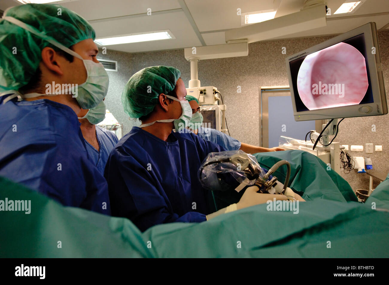 Ärzte der Chirurgie im OP-Saal Stockfoto