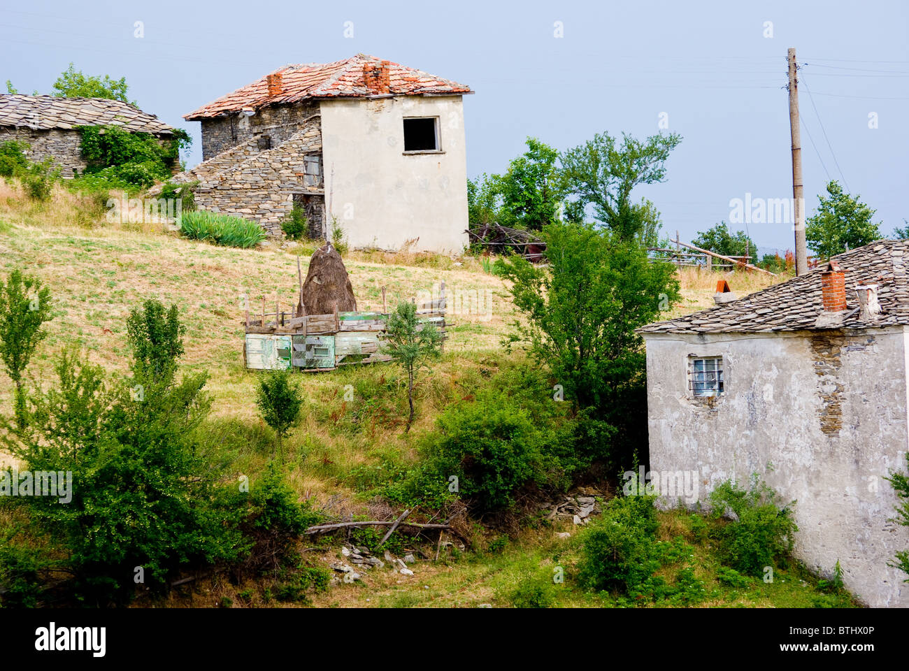 Kleines Dorf in den Rhodopen Bulgarien Stockfoto