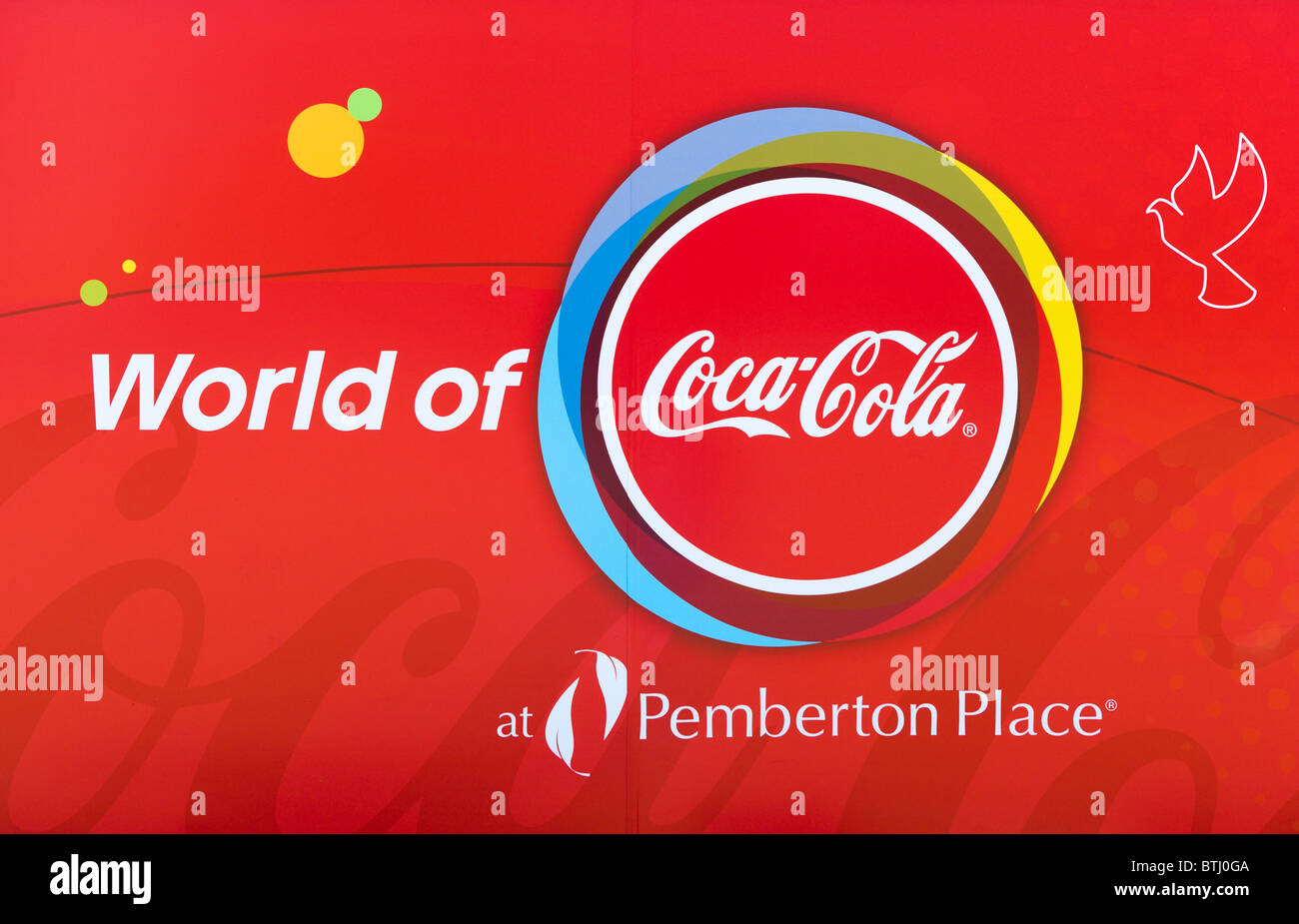 Zeichen außerhalb der Welt von Coca Cola, Pemberton Place, Atlanta, Georgia, USA Stockfoto