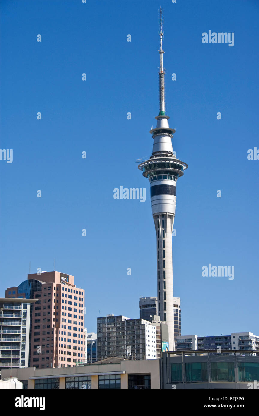Elk195-1125v New Zealand Auckland Sky Tower 328 m Stockfoto