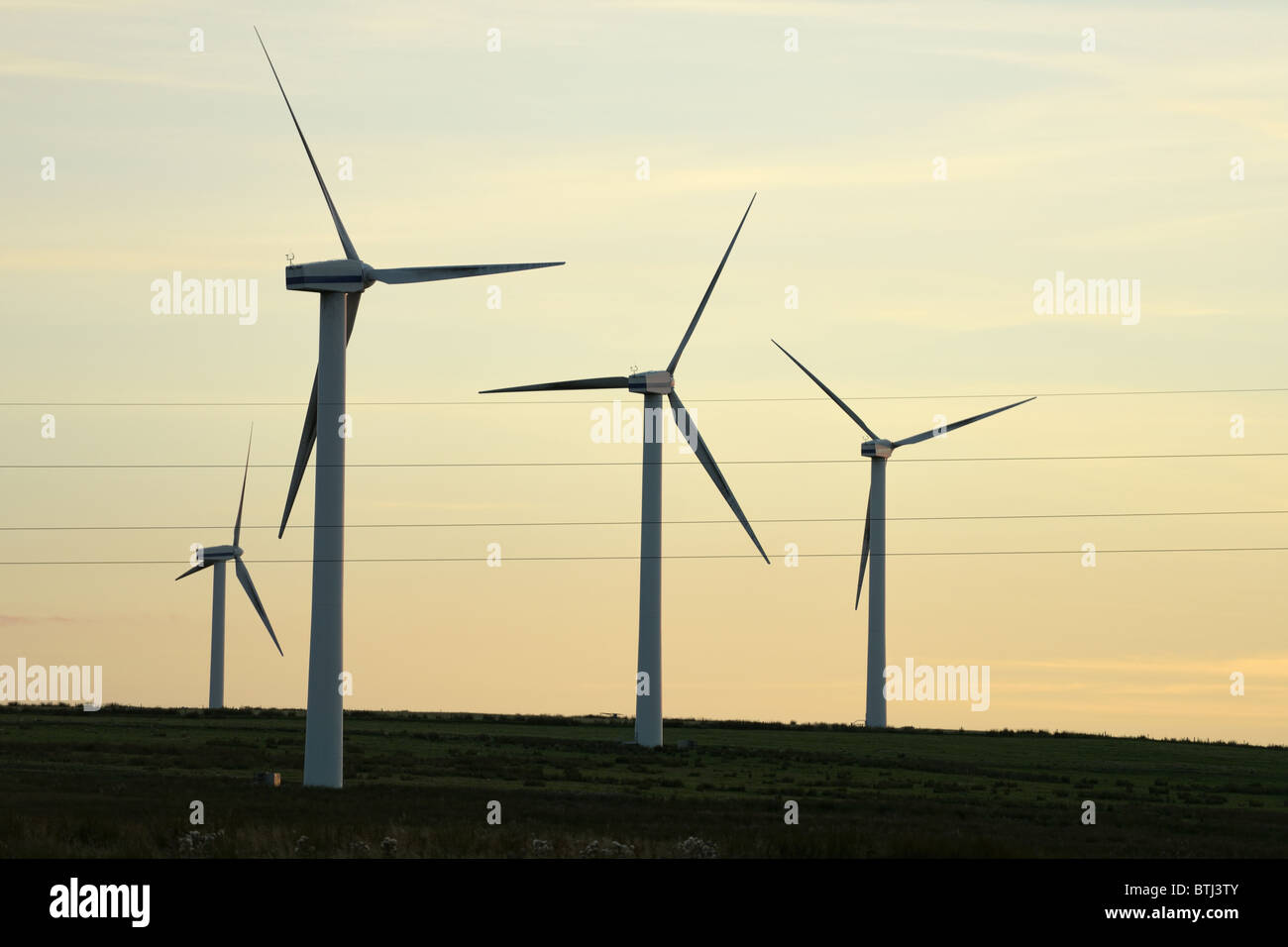 Windkraftanlagen im Dun Gesetz Windpark am westlichen Ende der Lammermuir Hügel, Schottland Stockfoto