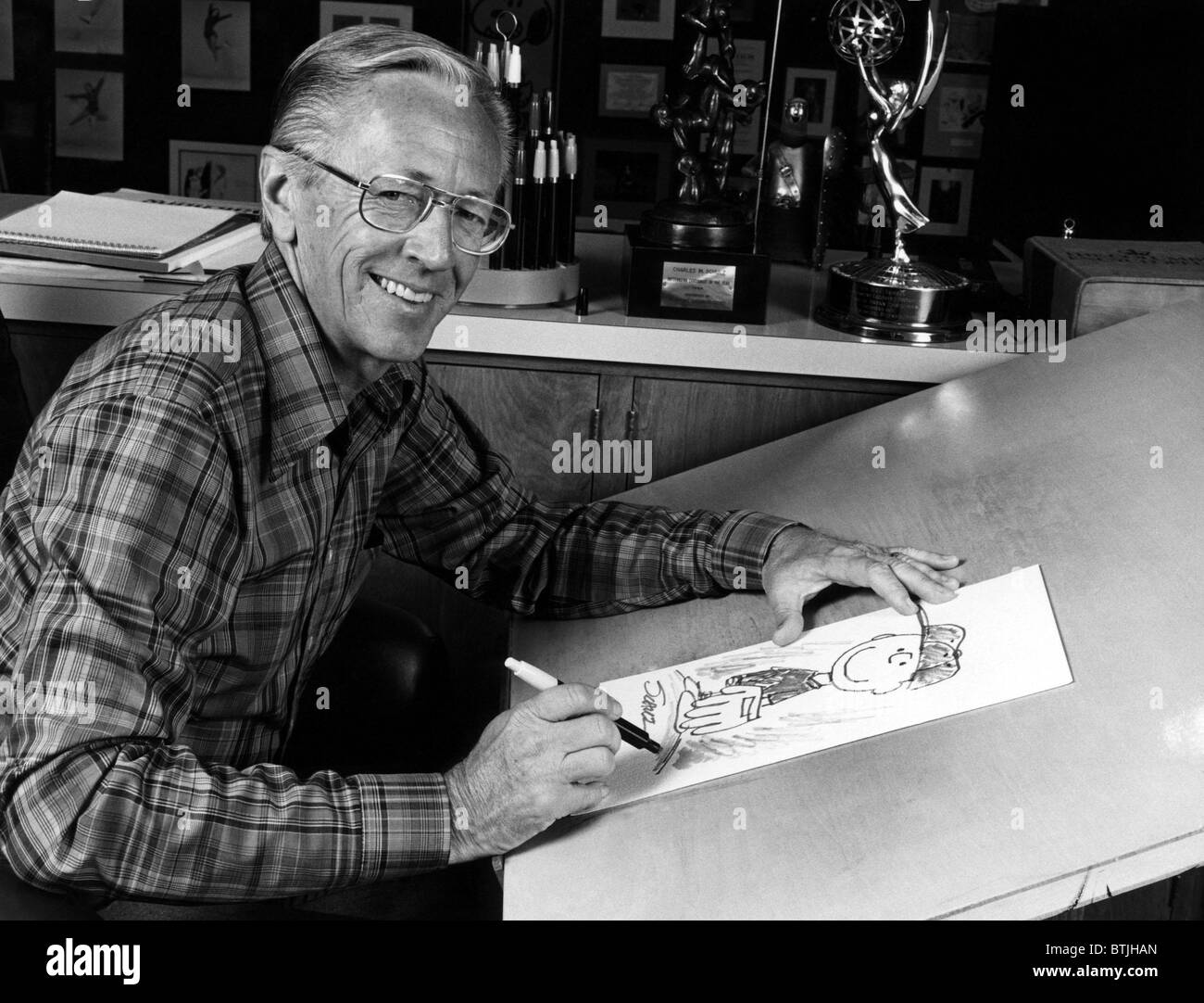 Charles, (1922 – 2000), US-amerikanischer Cartoonist und Schöpfer der Comic-Strip "Peanuts", ca. 1970er Jahre. CSU-Archiv/Höflichkeit Stockfoto