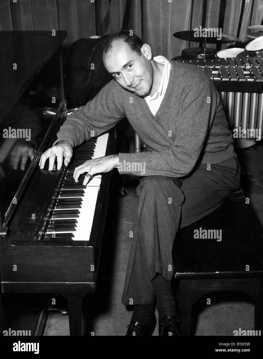 Henry Mancini (1924-1994), US-amerikanischer Komponist, Dirigent und Oscar-Preisträger, c. 1950. Stockfoto