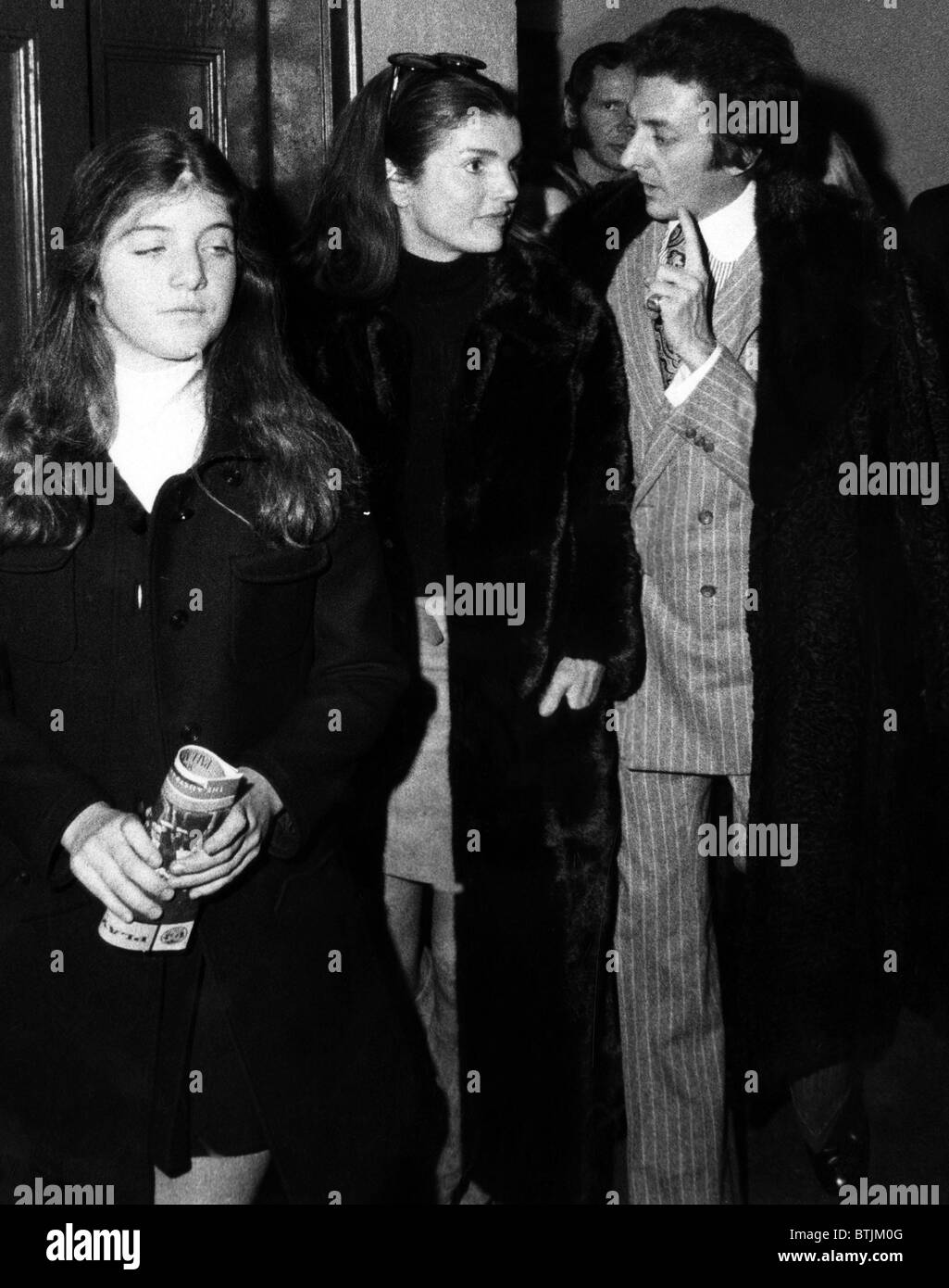 Caroline Kennedy, Jacqueline Onassis, Fotograf Raimundo DeLorrain, nach einer Ballettaufführung in New York, 31. Januar 1971. Stockfoto