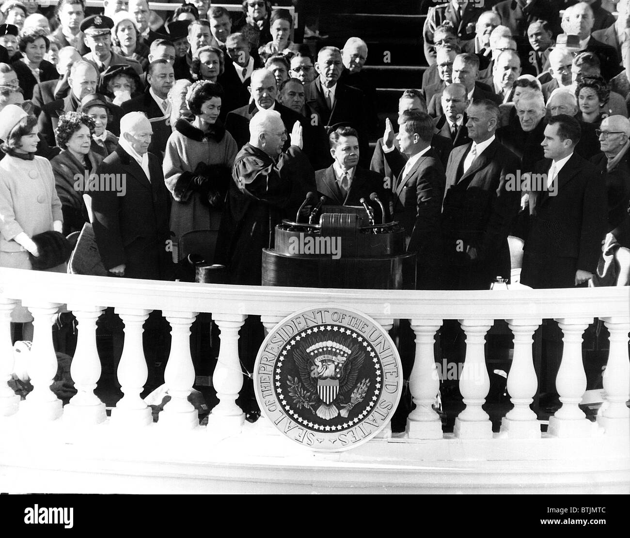 JOHN F.KENNEDY, Vereidigung als Präsident, bei seiner Amtseinführung, 20. Januar 1961. CSU-Archiv/Everett Collection. Stockfoto