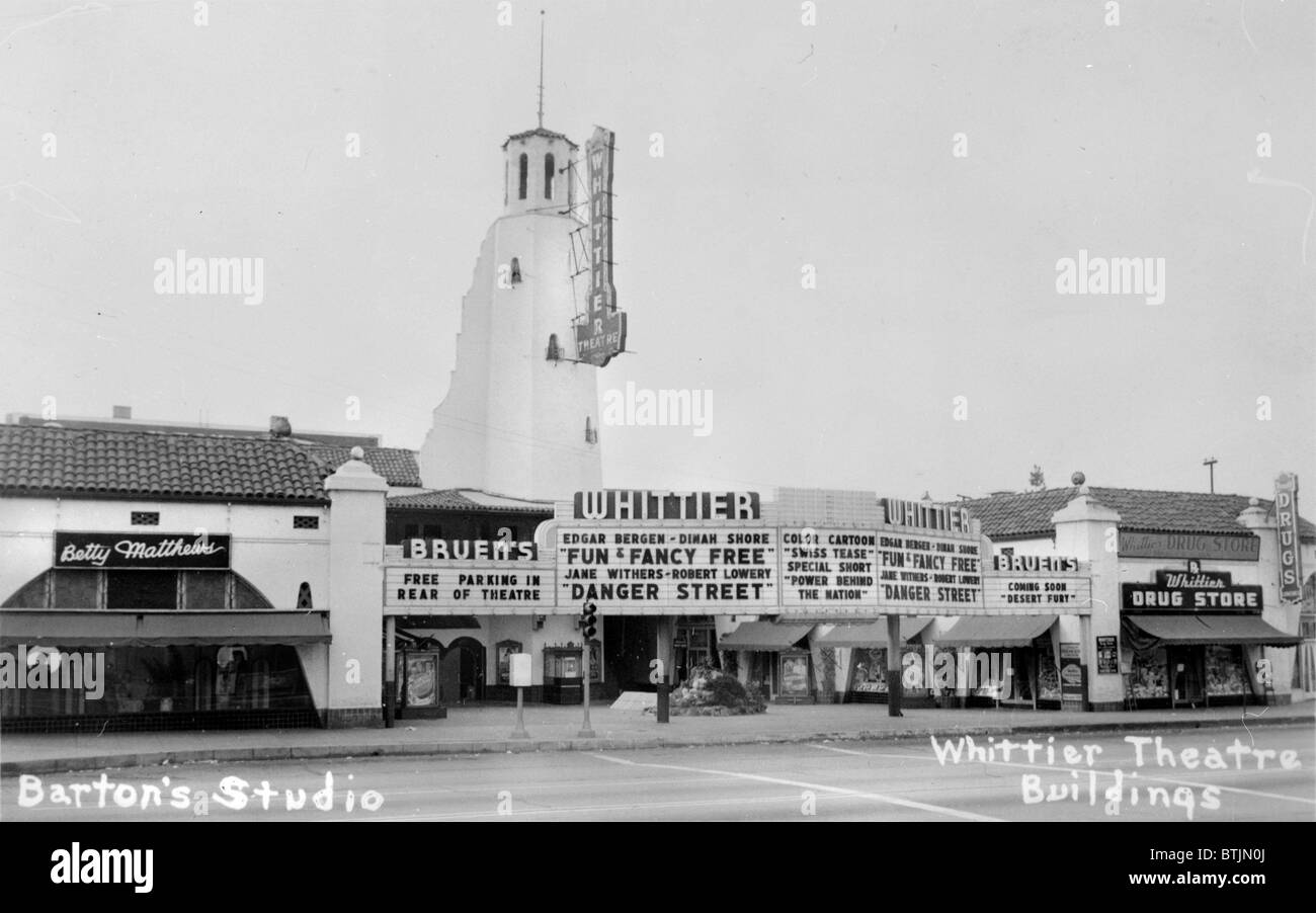 Whittier Theater Komplex, Bruen Whittier zeigt Spaß & FANCY FREE, und Gefahr STREET, DESERT FURY kommt bald, 11602-11612 East Whittier Boulevard, Whittier, Los Angeles, Kalifornien, ca. 1947. Stockfoto