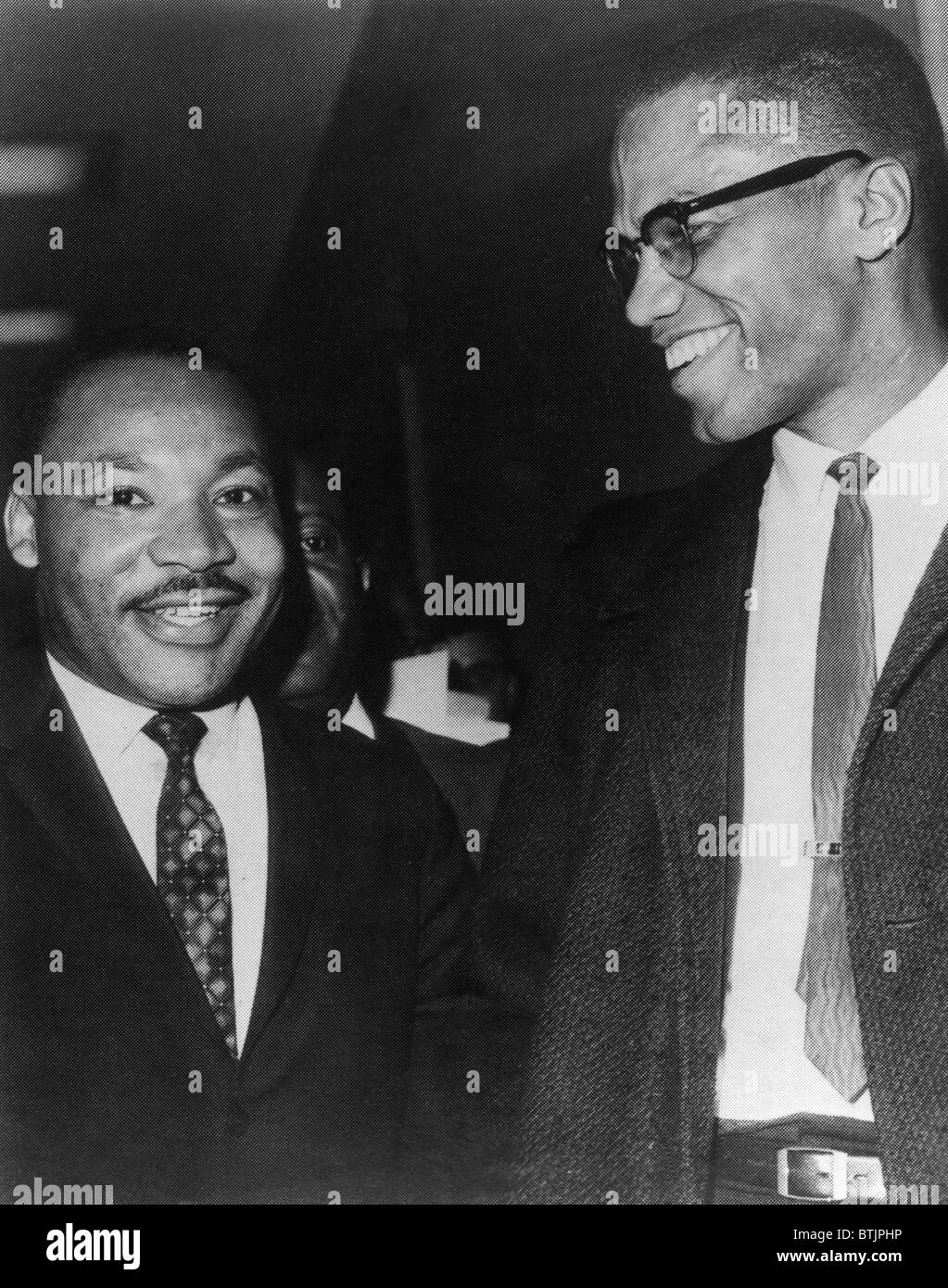 Martin Luther King Jr. und Malcolm X, circa. 1964. CSU Archive/Courtesy Everett Collection Stockfoto