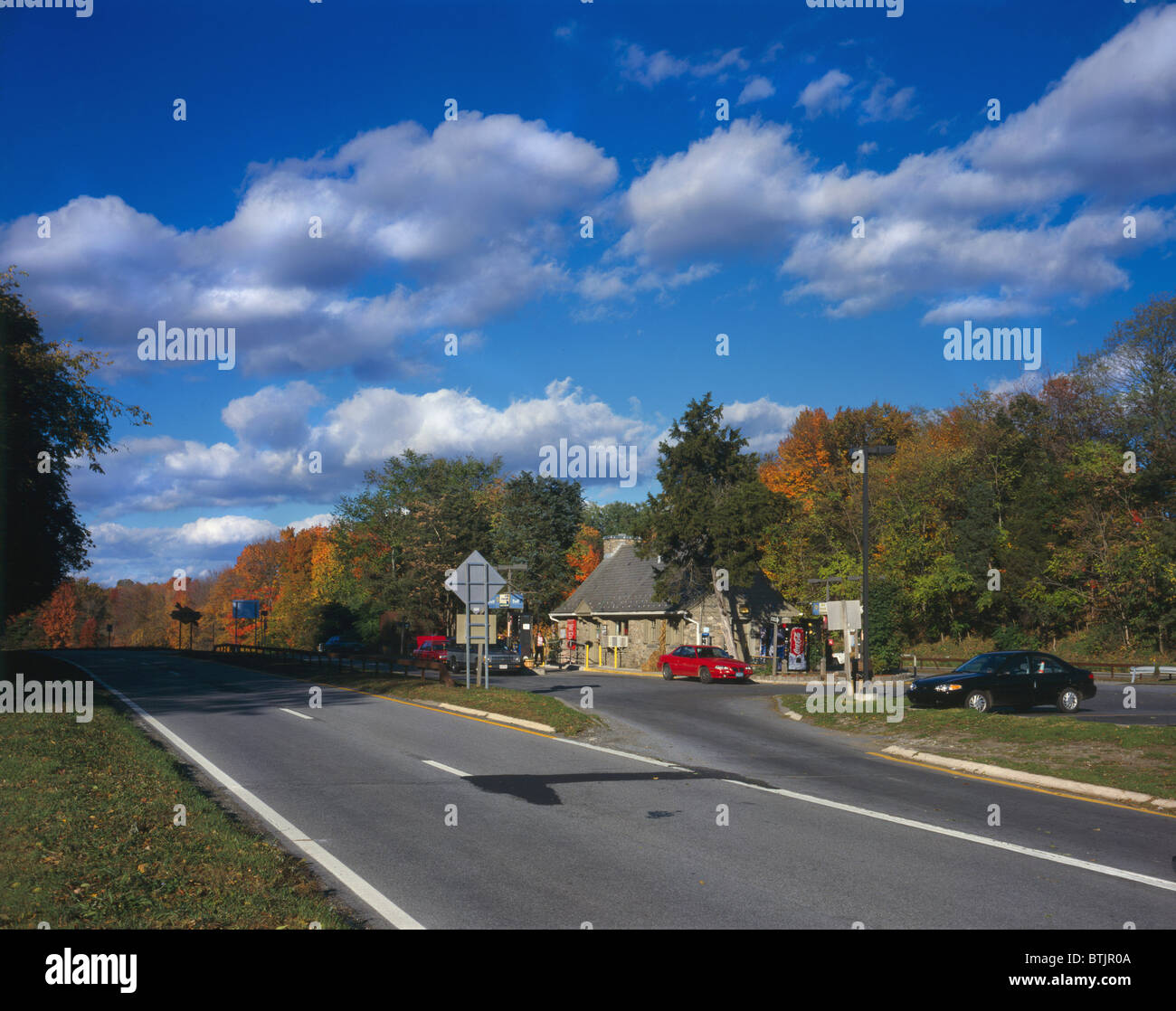 Taconic State Parkway, Shenandoah-Service-Station, die Autobahn stellt eine wichtige Entwicklung in der Entwicklung der amerikanischen Stockfoto