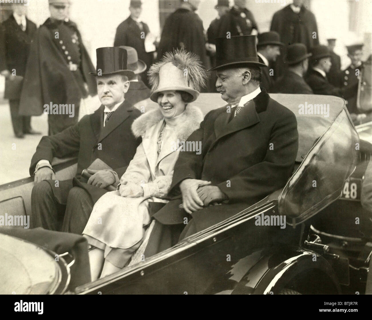 Präsident Calvin Coolidge (1872-33), Mrs Coolidge (1879 – 1957), eingehende Vizepräsident Charles Curtis auf dem Weg in die Hauptstadt für ihre Einweihung im März 1929. Stockfoto