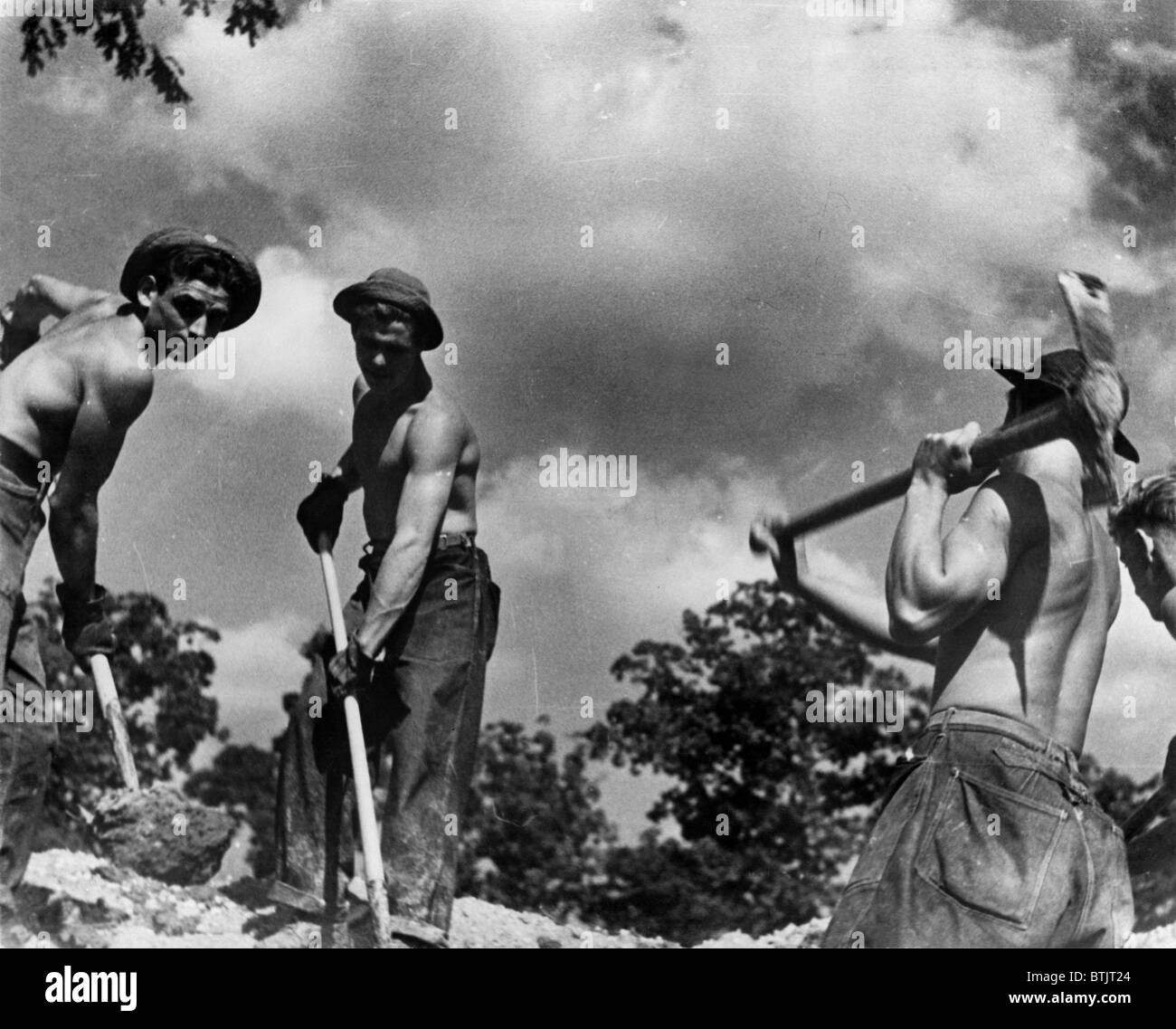 Zivile Conservation Corps Jungs am Werk, United States Resettlement Administration, Foto von Carl Mydans, Maryland, August 1935. Stockfoto