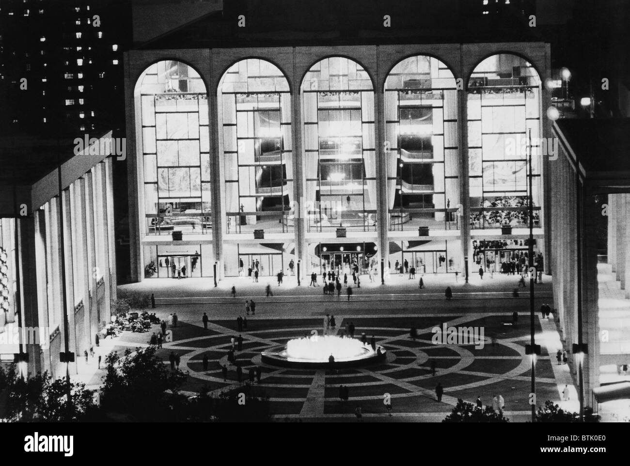 Metropolitan Opera House, Lincoln Center, New York, ca. 1969. CSU-Archiv/Courtesy Everett Collection Stockfoto