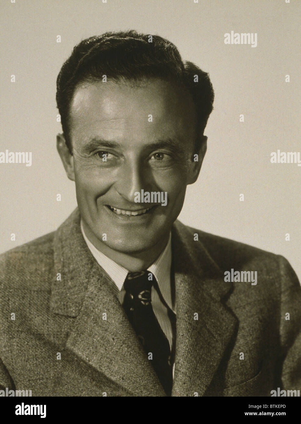 Fred Zinnemann (1907-1997), Regisseur und Produzent hatte eine sechs Jahrzehnt Hollywood-Karriere und gewann vier Oscars. 1946-Porträt. Stockfoto