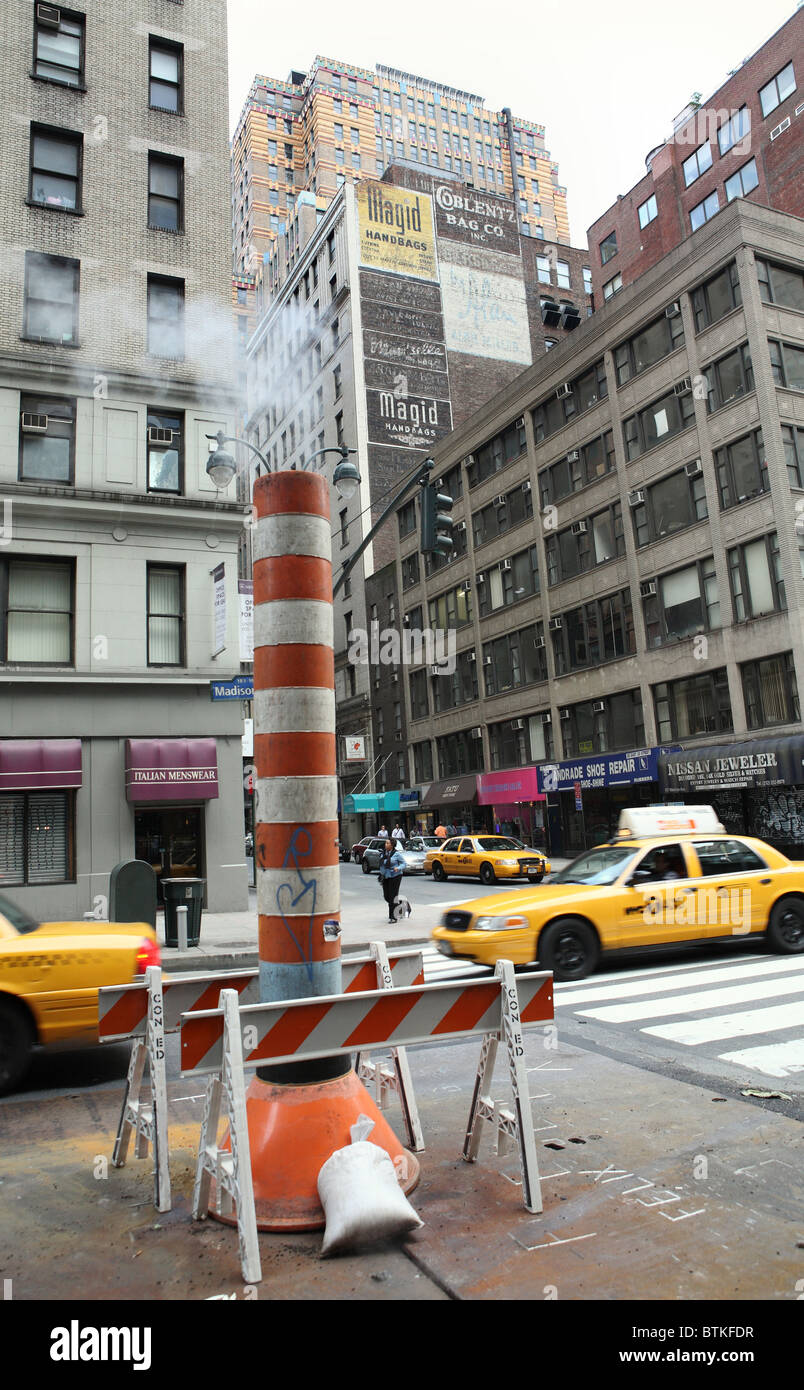 Eine Straßenbaustelle, New York City, USA Stockfoto