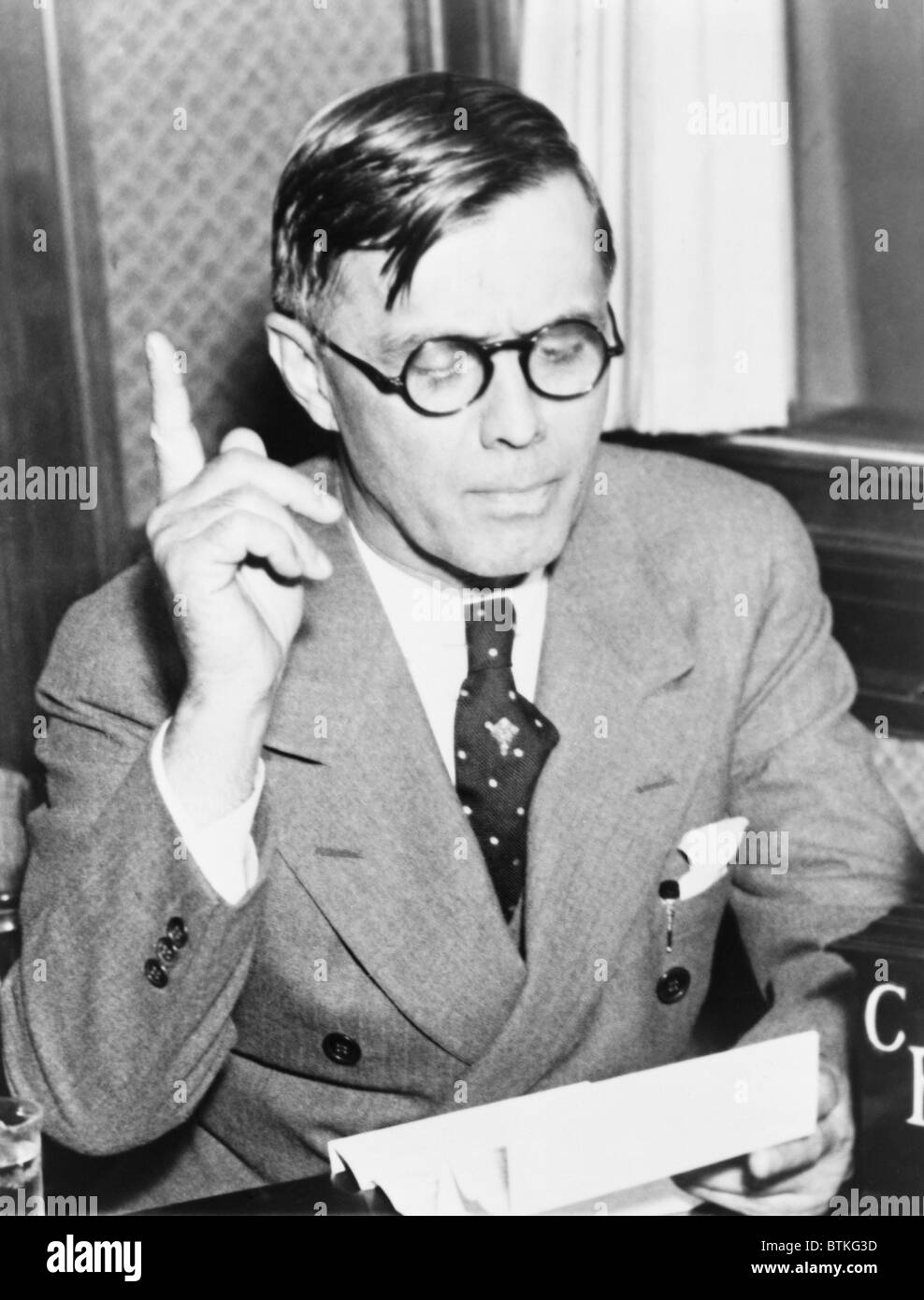 Gouverneur von Georgia Eugene Talmadge (1884-1946), überfällt der New Deal während Radiosendung in 1935. Er war eine südliche demokratische Stockfoto