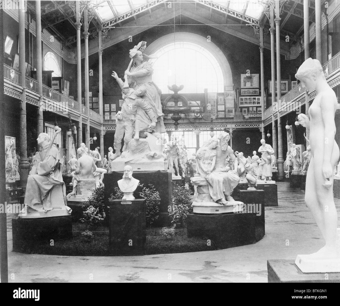 Beaux-Arts-Skulptur in der Galerie Rapp, Palace of Fine Arts, Paris Ausstellung 1889 ausgestellt. Stockfoto