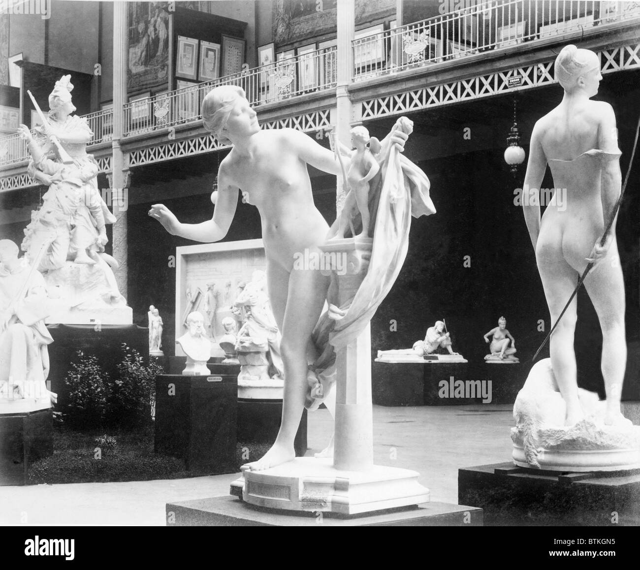 Beaux-Arts-Skulptur in der Galerie Rapp, Palace of Fine Arts, Paris Ausstellung 1889 ausgestellt. Stockfoto