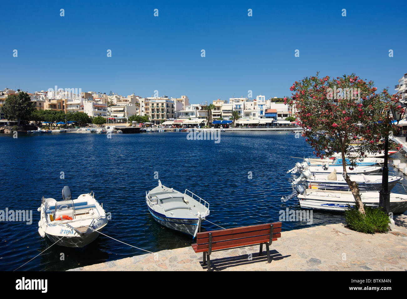 See Voulismeni in Agios Nikolaos. Kreta, Griechenland. Stockfoto