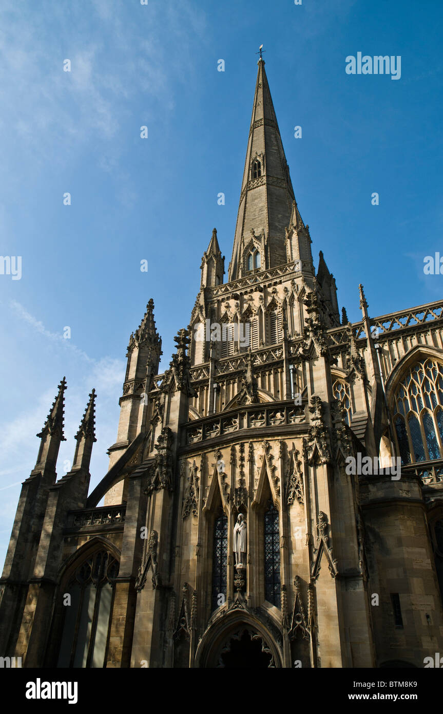 dh St Mary Anglikanische Kirche REDCLIFFE BRISTOL ENGLAND Kirche mittelalterlichen britischer gotischer Turmturm im Architekturstil Stockfoto