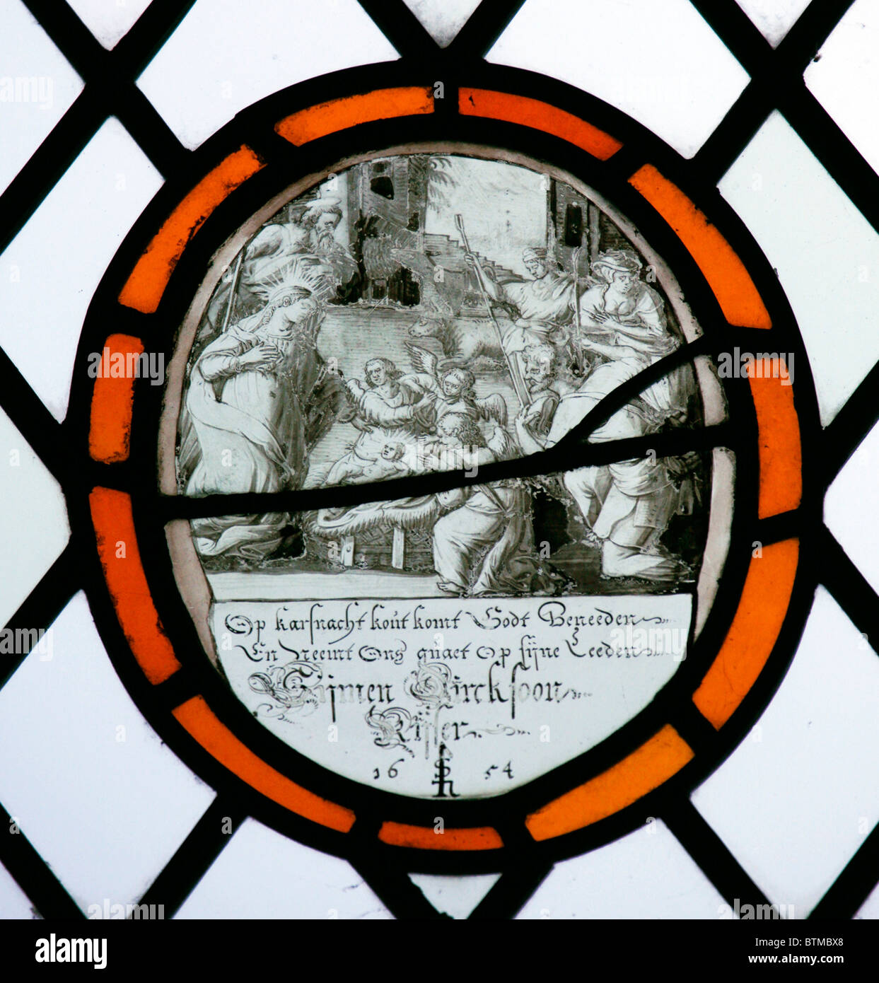 Ein Glasfenster, die Darstellung der Anbetung der Hirten, flämische Schule, 17. Jahrhundert Stockfoto