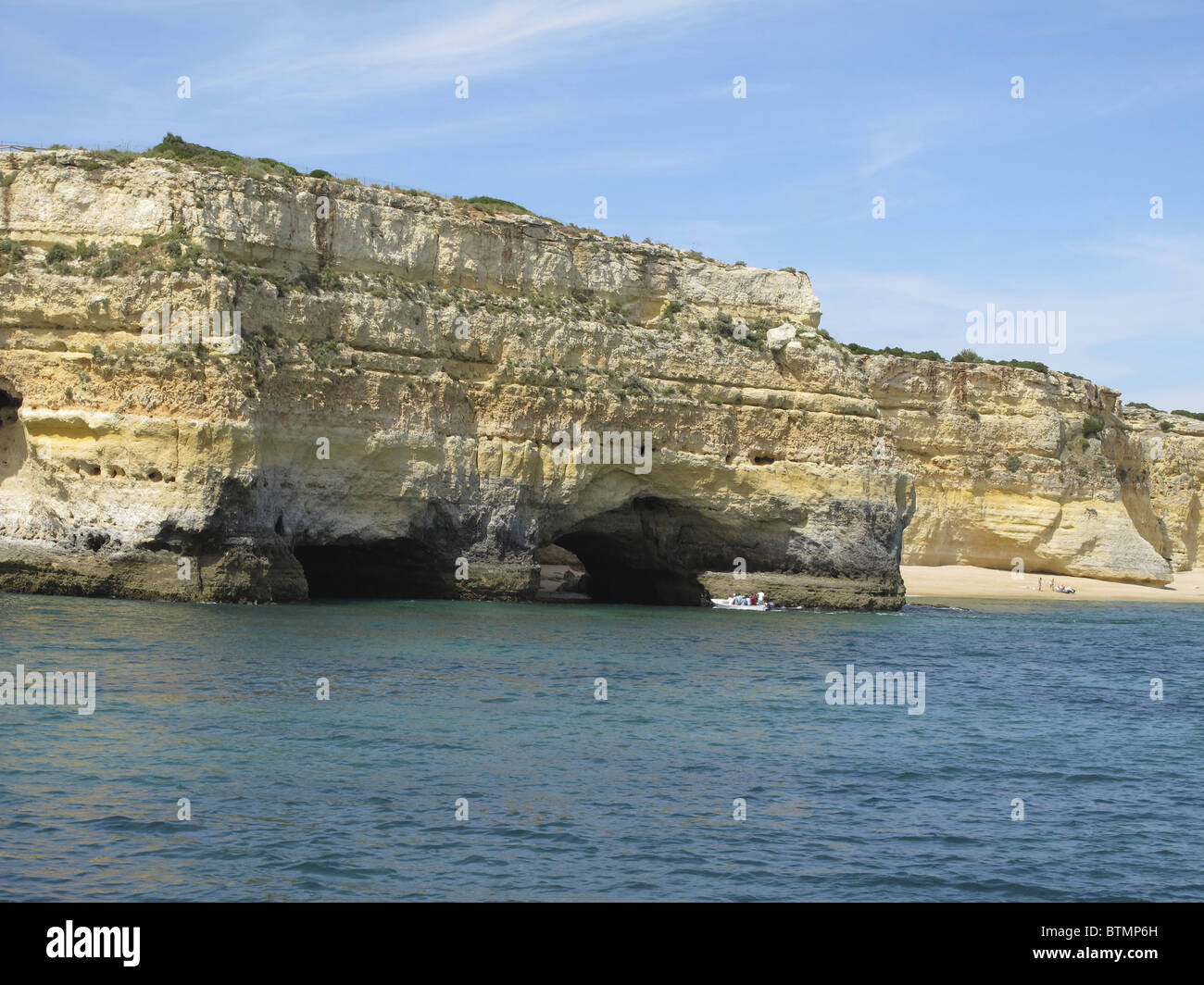 Eine Kreuzfahrt entlang der Küste der Westalgarve von Albufeira wo gibt es einige der besten Strände der Welt Stockfoto