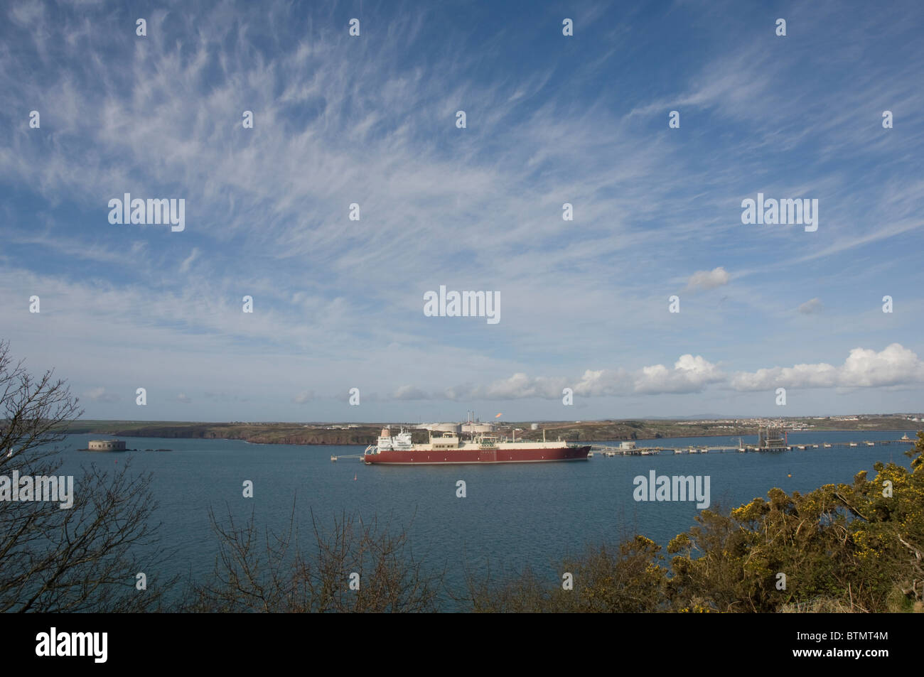 Tembek Liquid Natural GasLNG Carrier, South Hook LNG, Milford Haven