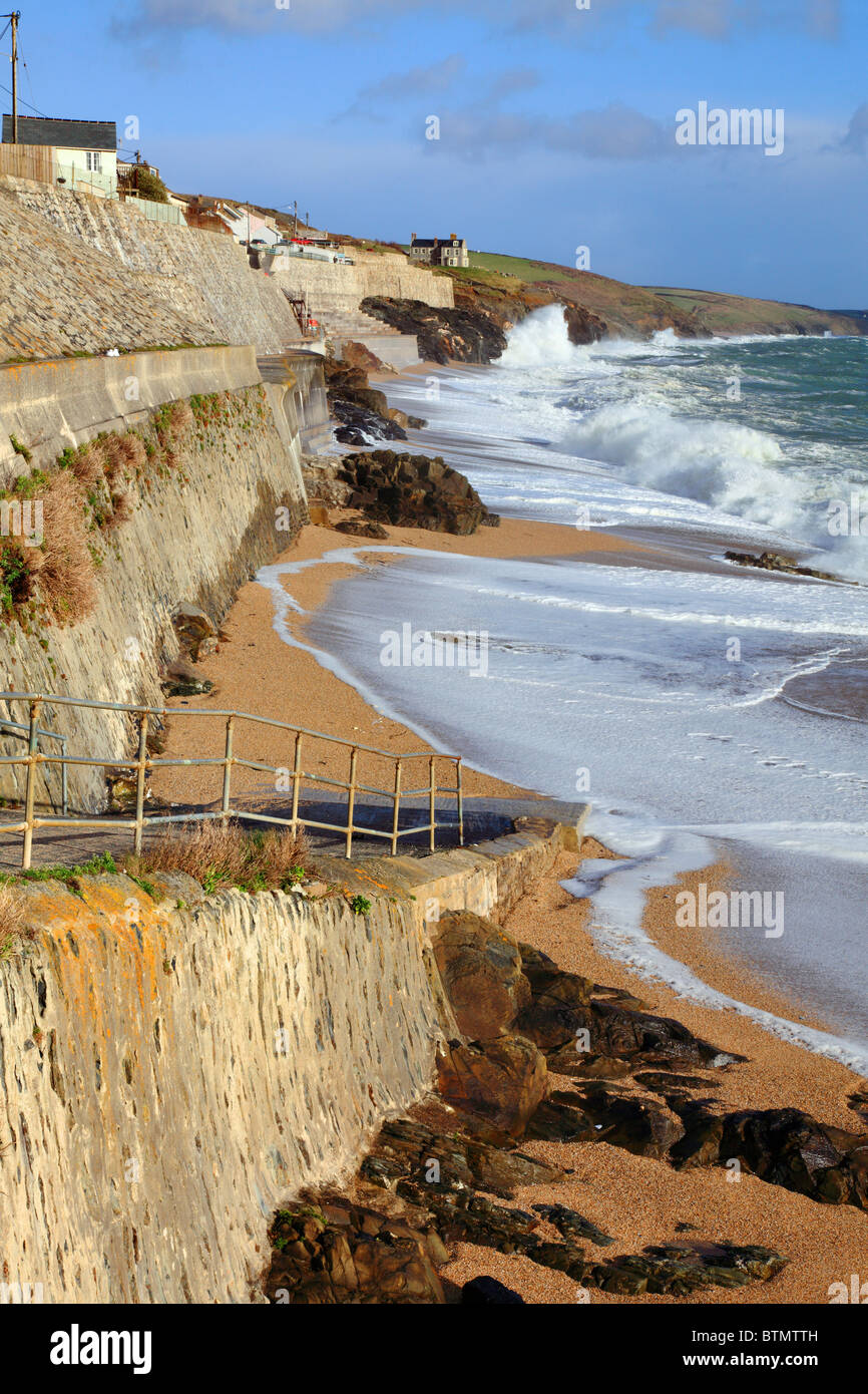 Cornwalls Porthleven Strand bei Flut erfasst Stockfoto