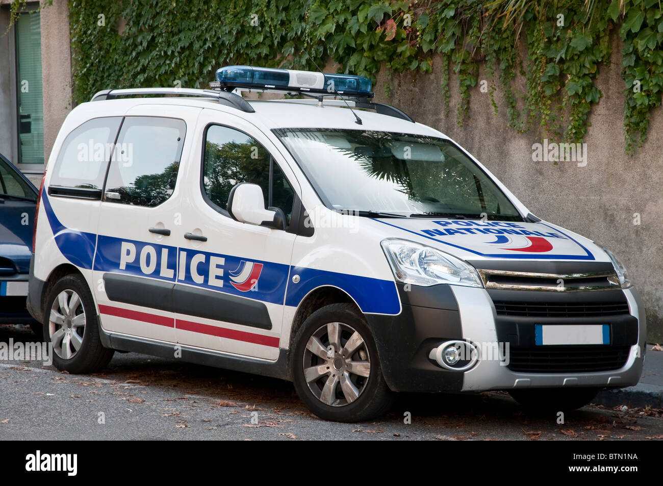 Franzosisches Polizeiauto Stockfotos Und Bilder Kaufen Alamy