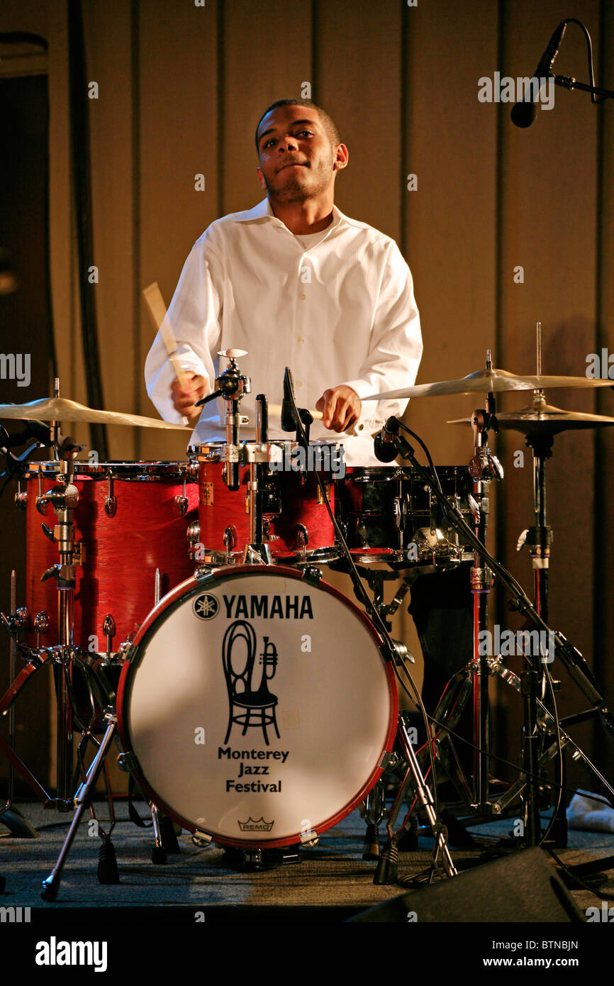 Schlagzeuger für das MONTEREY BERKLEE Quintett führt beim MONTEREY JAZZ FESTIVAL 2009 - CALIFORNIA Stockfoto