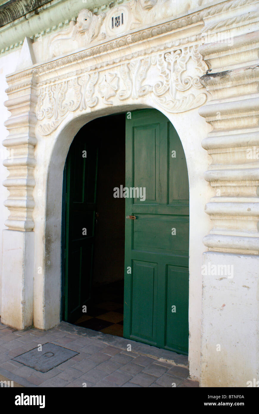 Eingang der Audiencia de Las Grenzen in der spanischen Kolonialzeit Gracias, Lempira, Honduras Stockfoto