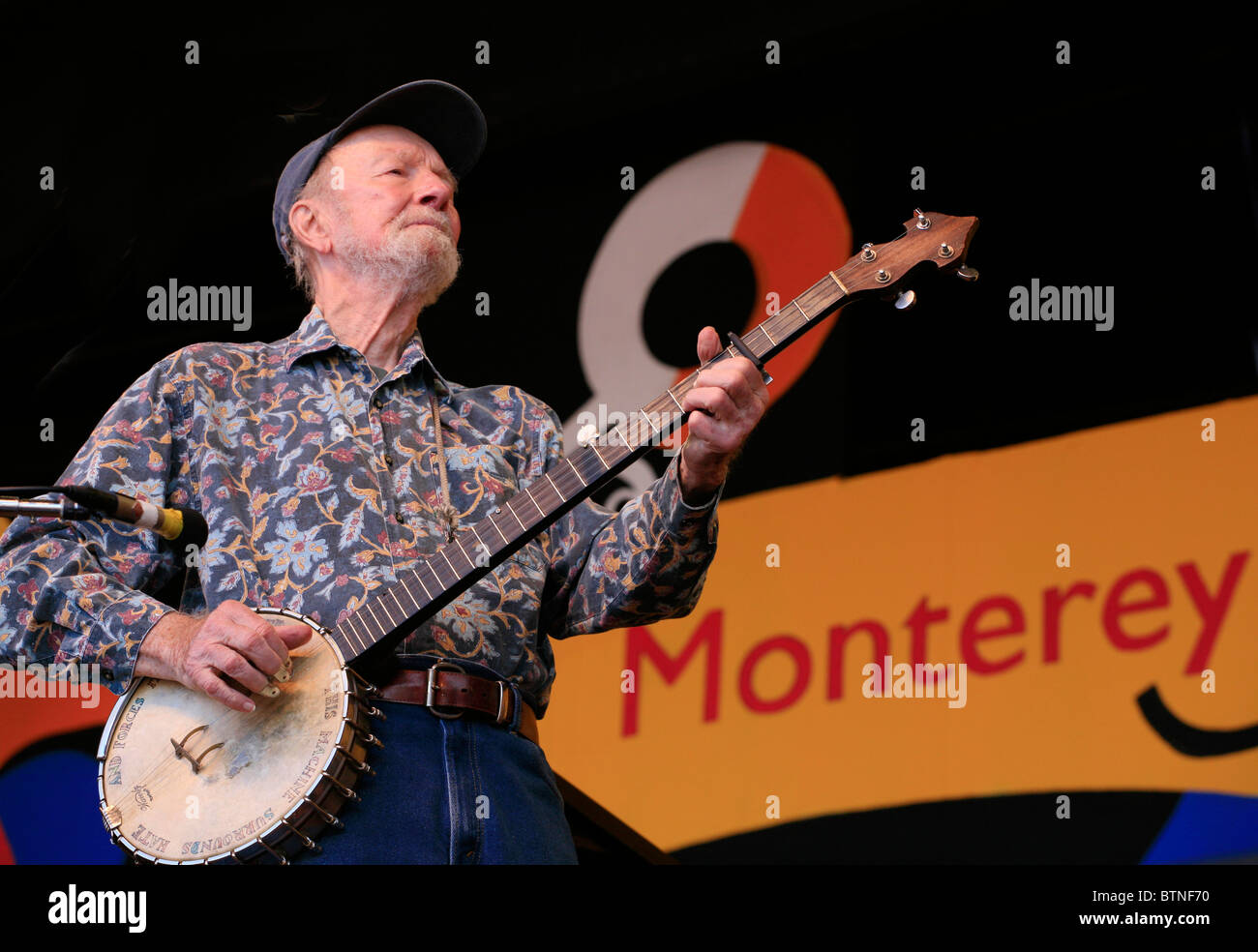 PETE SEEGER singt beim MONTEREY JAZZ FESTIVAL 2009 - CALIFORNIA Stockfoto