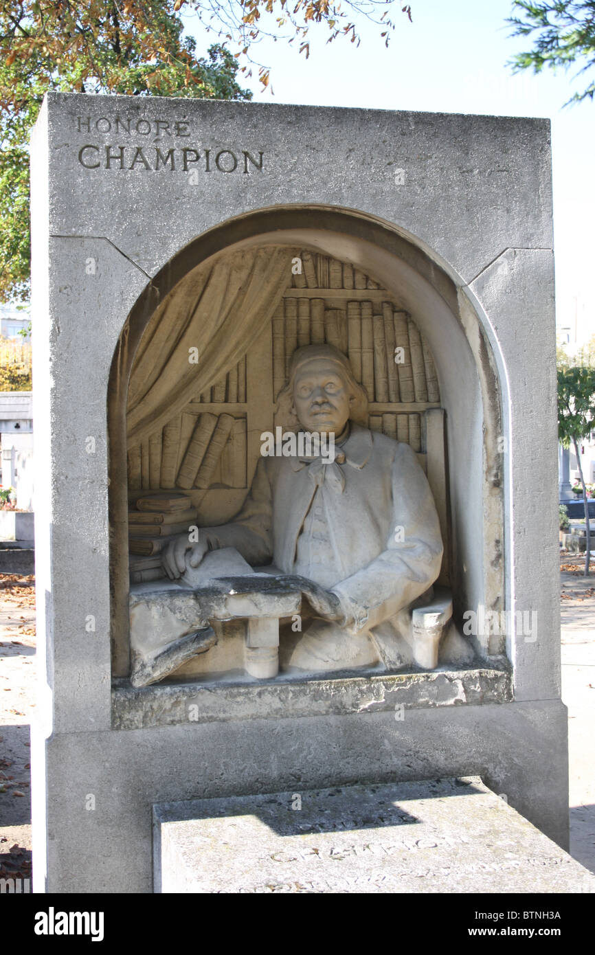 Grab eines Buchhändlers auf Friedhof Montparnasse, Paris Stockfoto