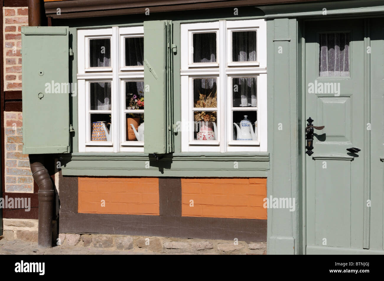 Das KLEINSTE HAUS habe 1792, Wernigerode, Deutschland. -Das kleinste Haus, gebaut im Jahre 1792, Wernigerode, Deutschland. Stockfoto