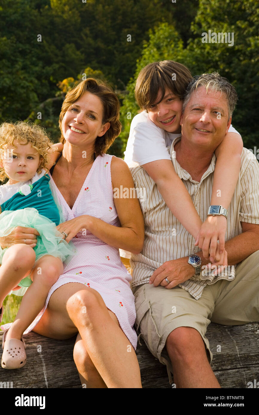 Porträt der Familie von vier Stockfoto