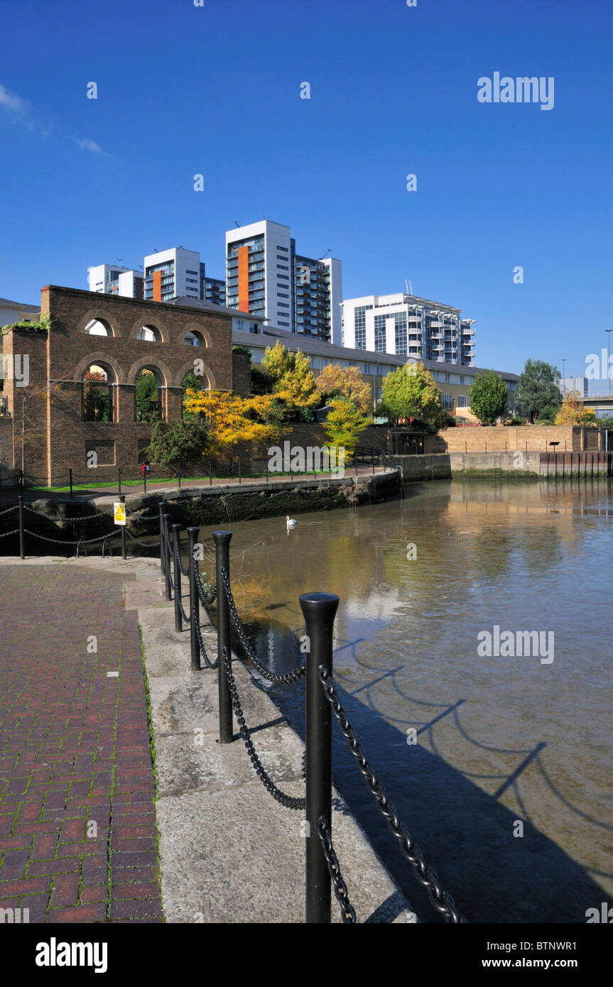 Ostindien dock Bassin, Orchard Place, London E14, Vereinigtes Königreich Stockfoto