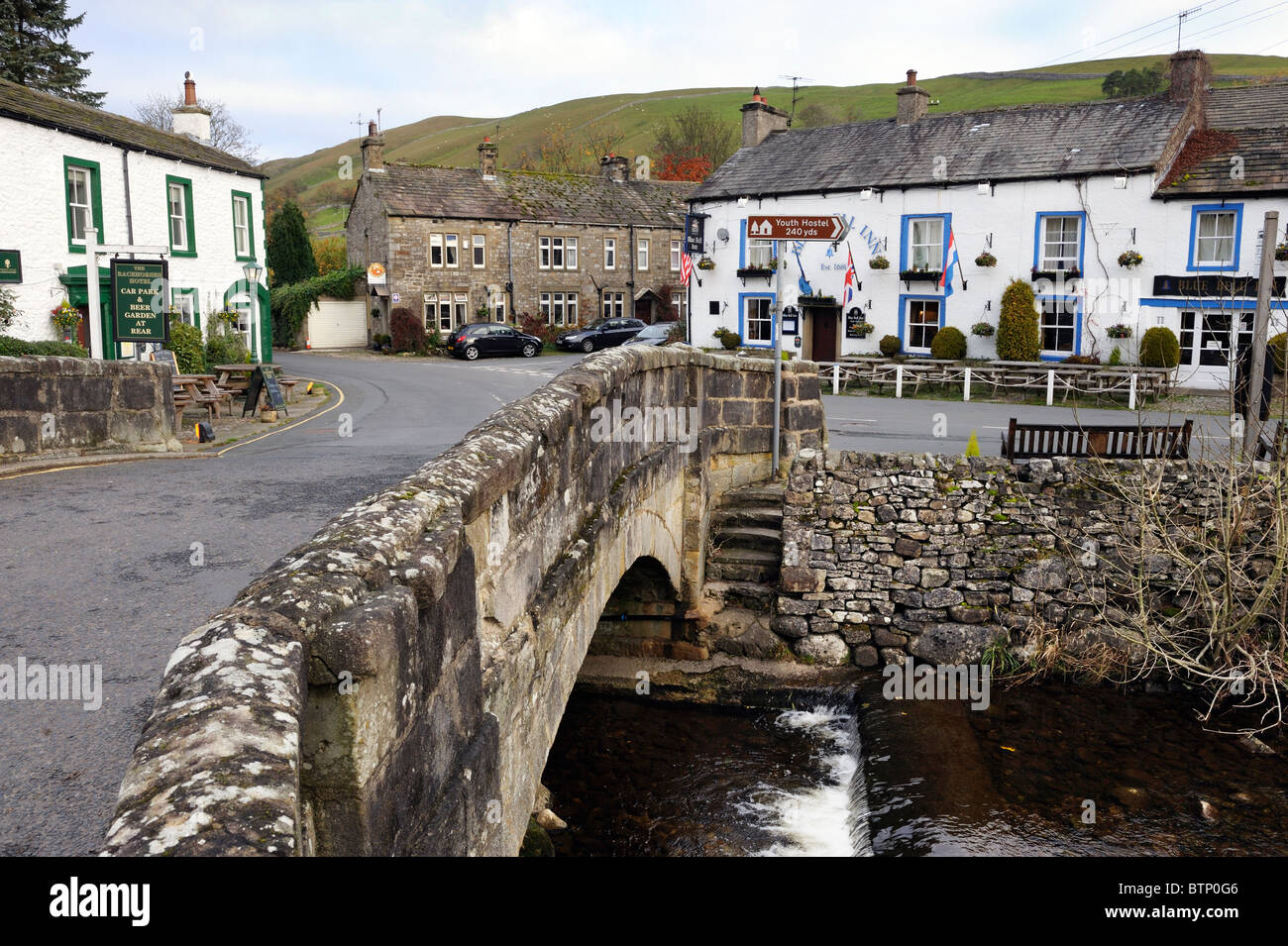 Das Dorf Kettlewell, Wharfedale, Yorkshire Dales National Park, England. Stockfoto