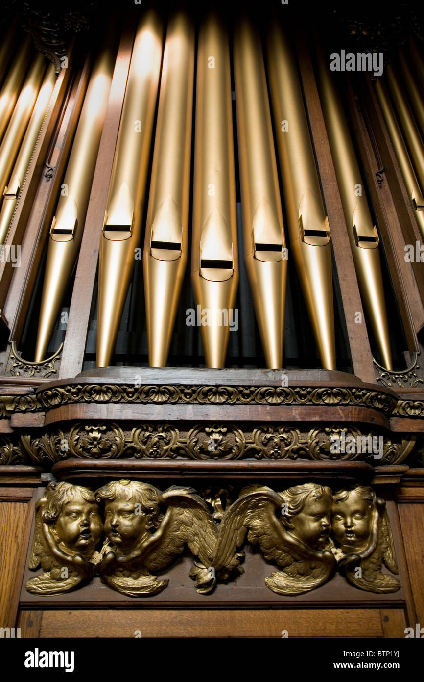 Orgel im Inneren Wakefield Kathedrale Kirche aller Heiligen Wakefield West Yorkshire UK Stockfoto