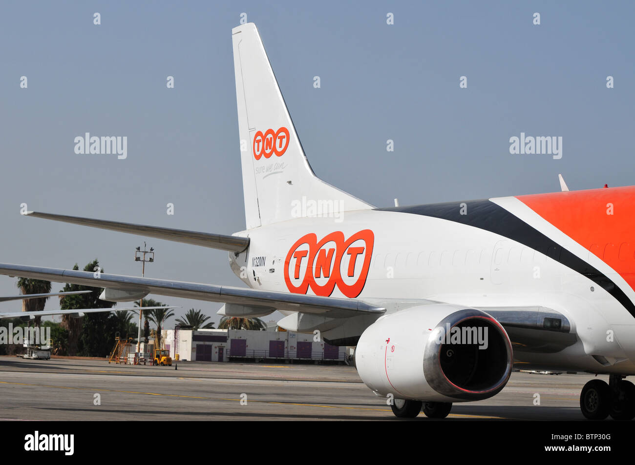 Israel, Ben-Gurion international Airport TNT Airways Boeing 737-34 s Stockfoto