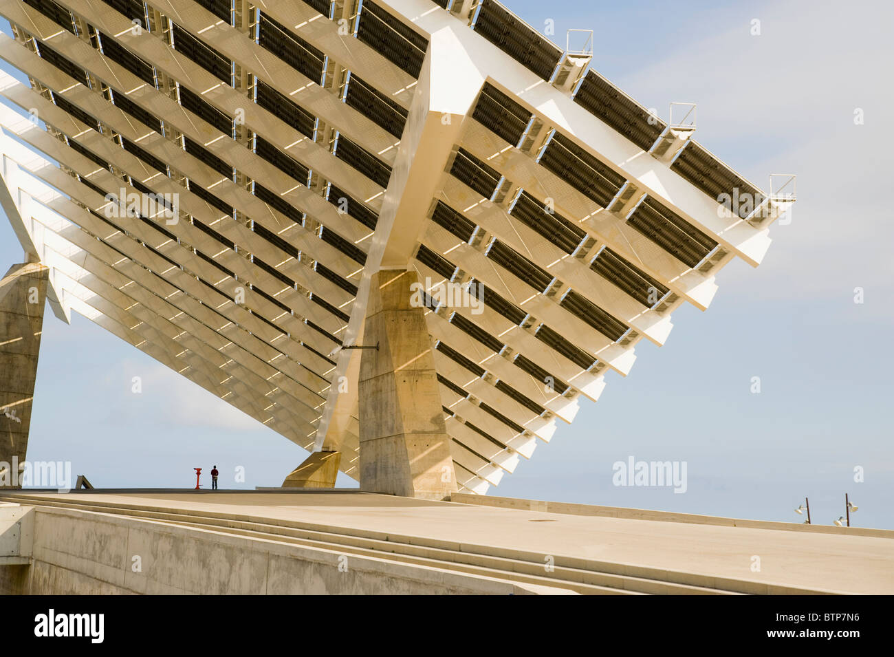 Riesigen Solar-Panel auf dem Forum, Barcelona, Katalonien, Spanien Stockfoto