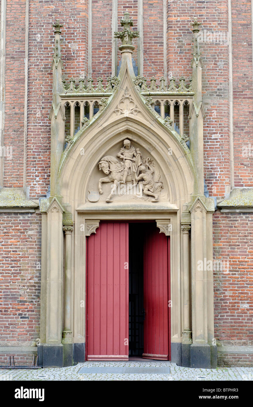 Deutschland, Münsterland, Emmerich, Carven auf St. Martini Kirche Stockfoto