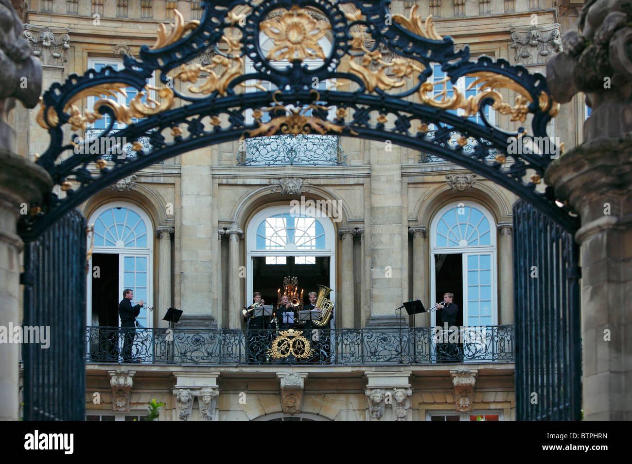 D-Münster, Westfalen, Münsterland, Nordrhein-Westfalen, Schauraum, Show-Room, Festival der Museen und Galerien in Münster, Piazza Erbdrostenhof, Schloss, Herrenhaus, Barock, Architekt Johann Conrad Schlaun, Musikfestival, Klassik her Stockfoto