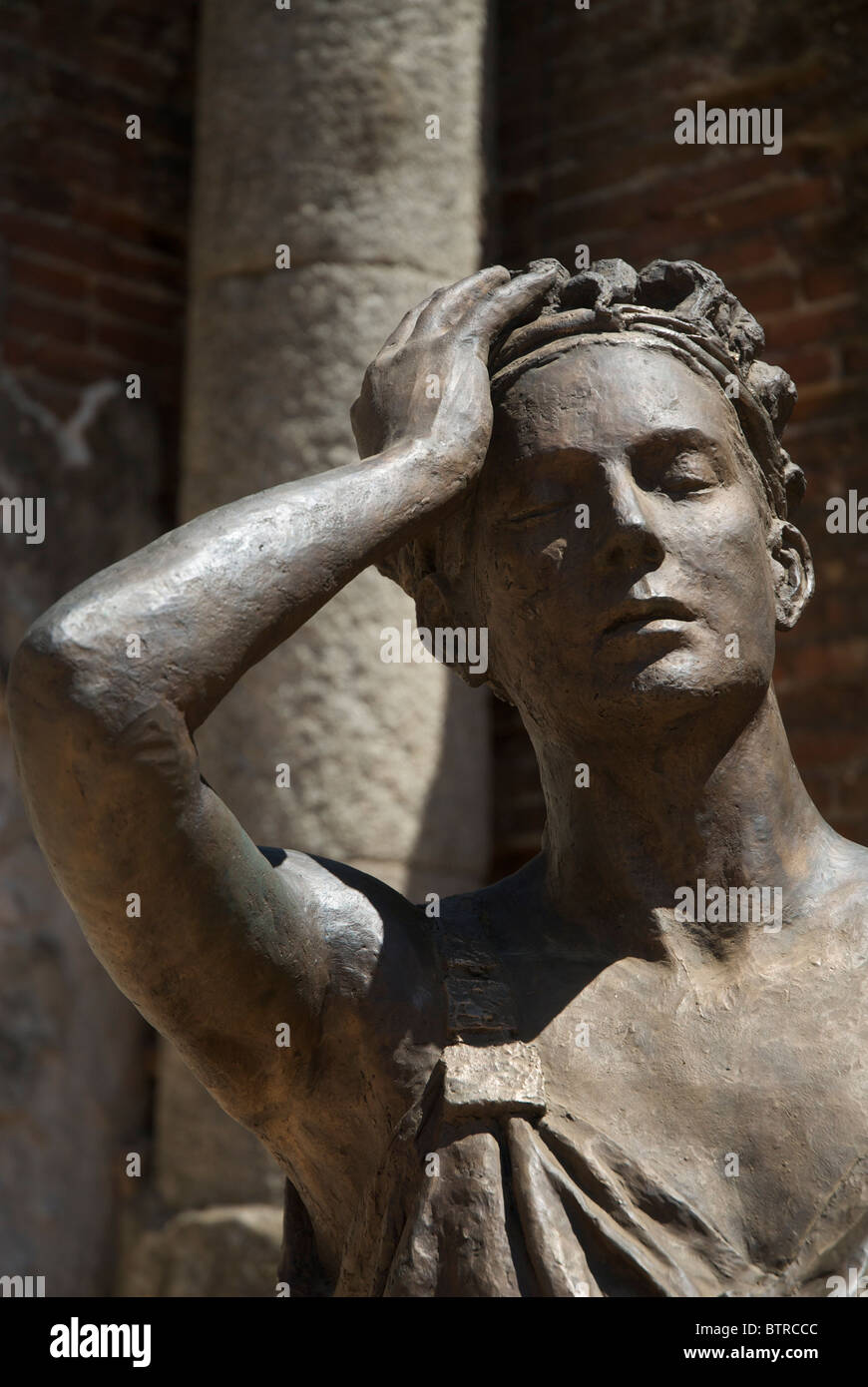 Spanien, Extermadura, Merida, moderne Bronzestatue im römischen Theater Stockfoto